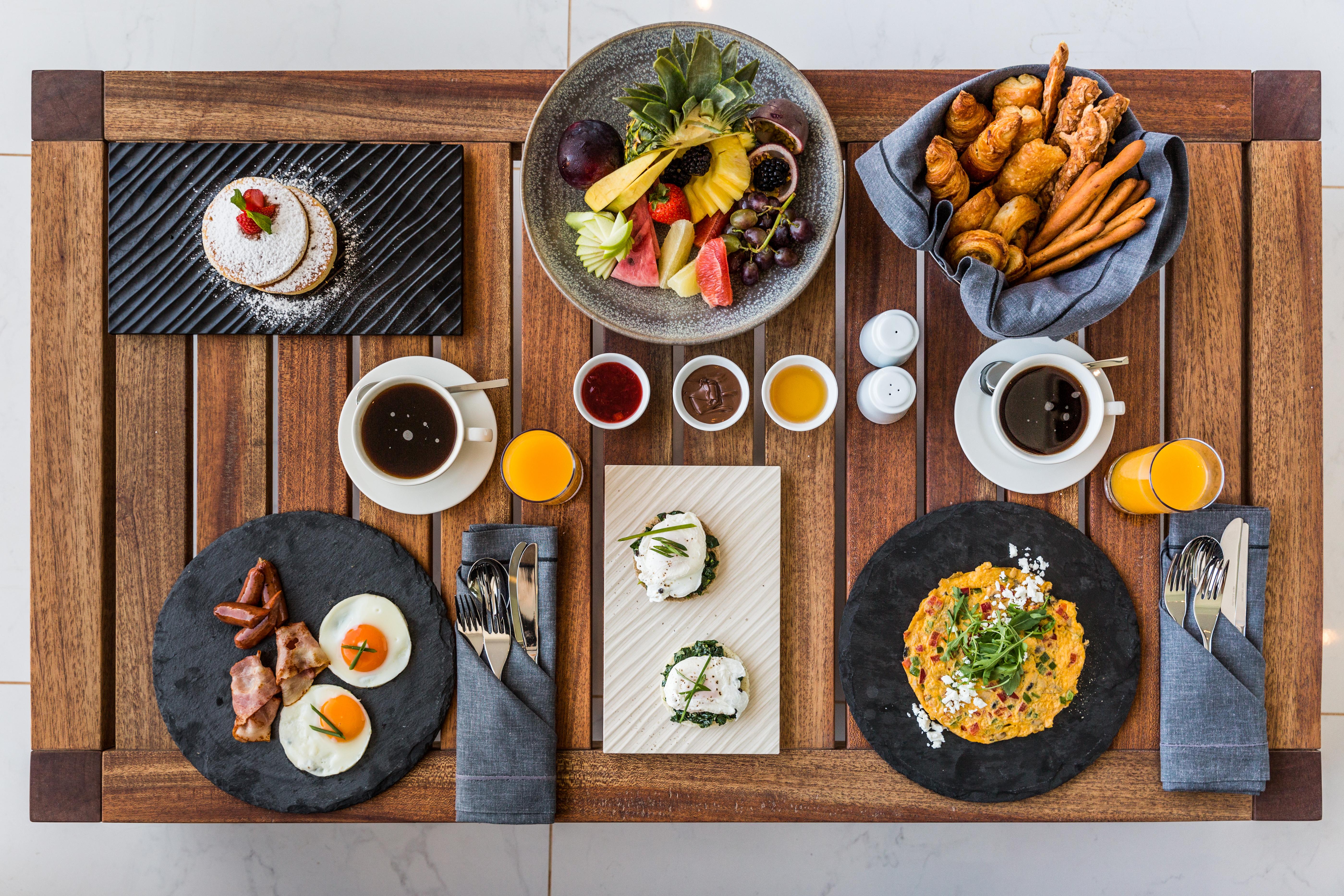 Abaton Island Resort & Spa Hersonissos  Ngoại thất bức ảnh A breakfast at the hotel