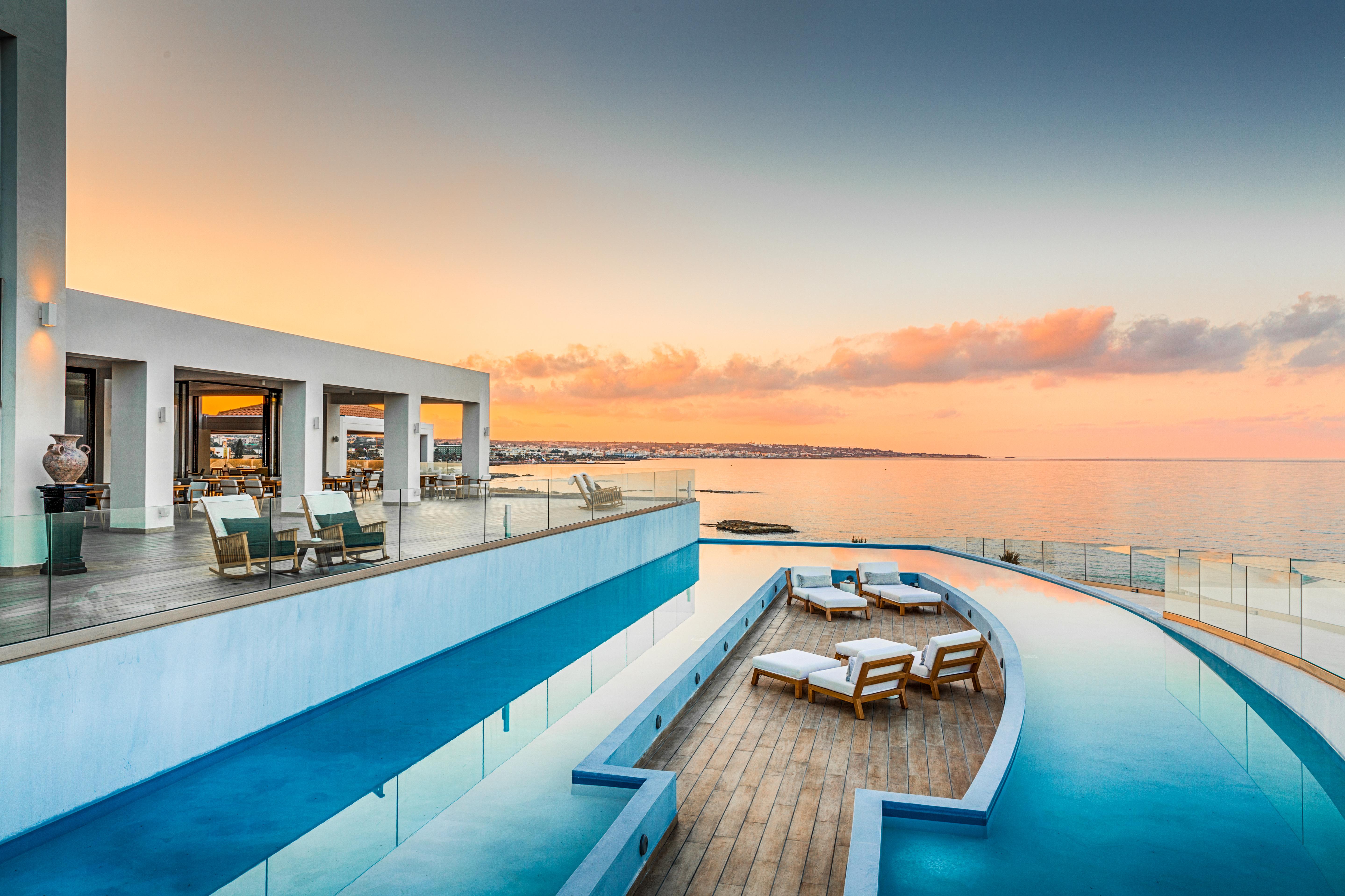 Abaton Island Resort & Spa Hersonissos  Ngoại thất bức ảnh The Westin Resort Maldives